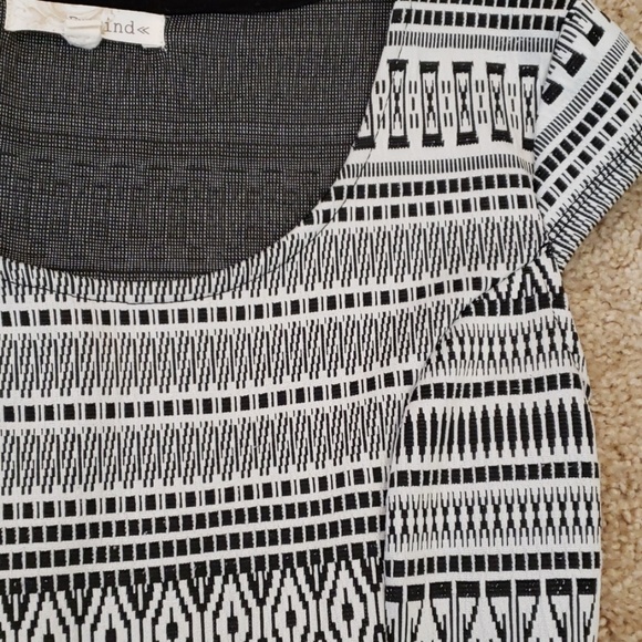 🌵Like New Patterned Skater Dress - Picture 2 of 5